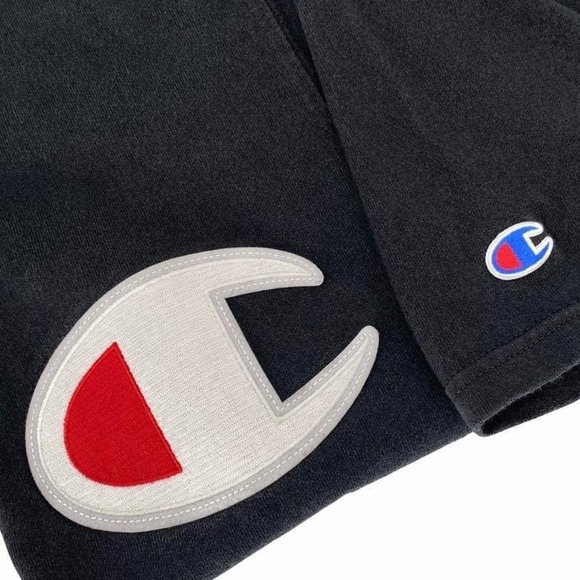 Vintage Y2K Champion Streetwear T-Shirt L Faded Distressed Patch Logo Tee Black - Picture 3 of 6